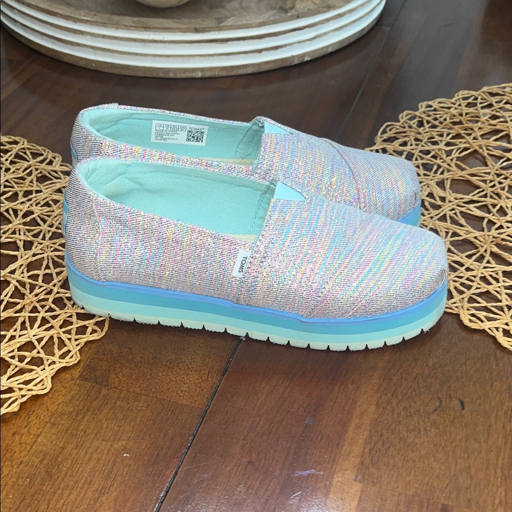 Toms Blue Moccasins Stylish Slip-On Comfort